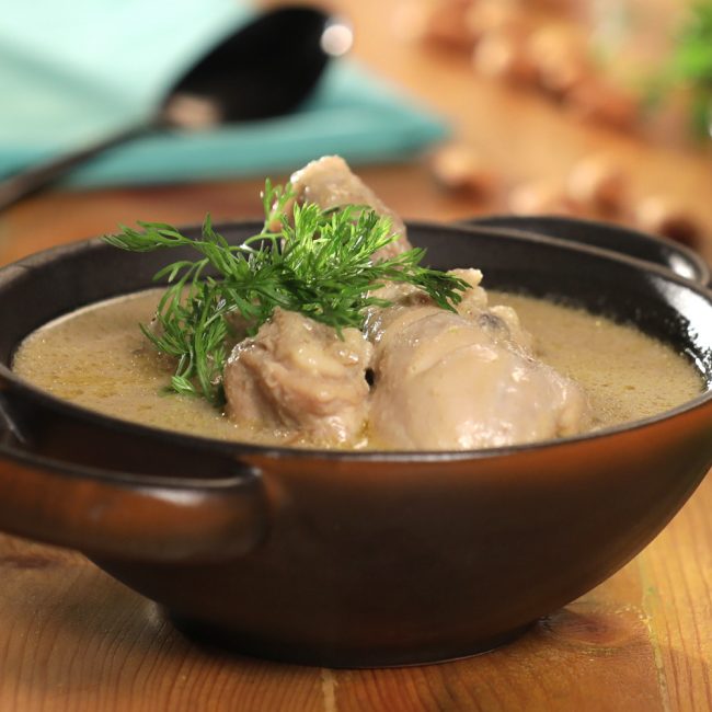 chicken-Pandhra-Rassa-Square-2